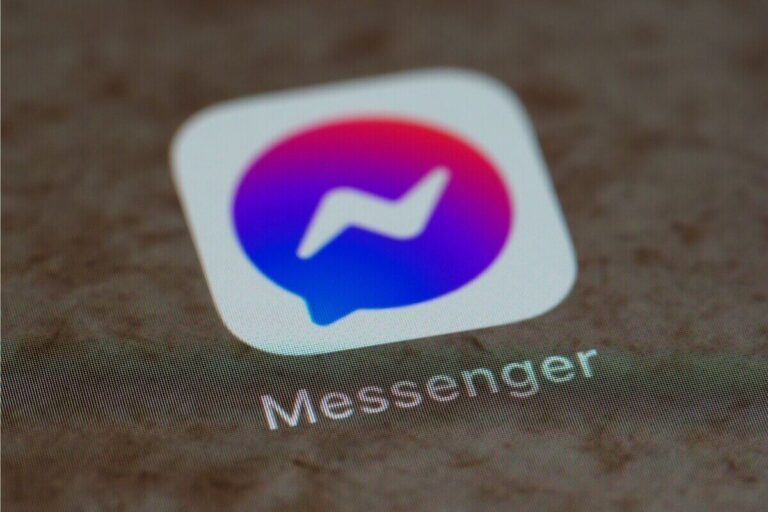 How to delete Someone from Facebook Messenger 2023 (Complete Guide)